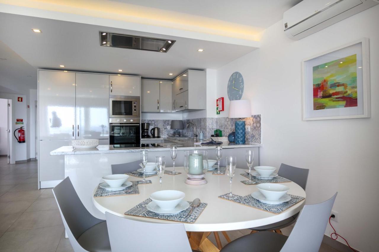 Waterside 3 Bedroom Sea View Praia Da Luz Luaran gambar