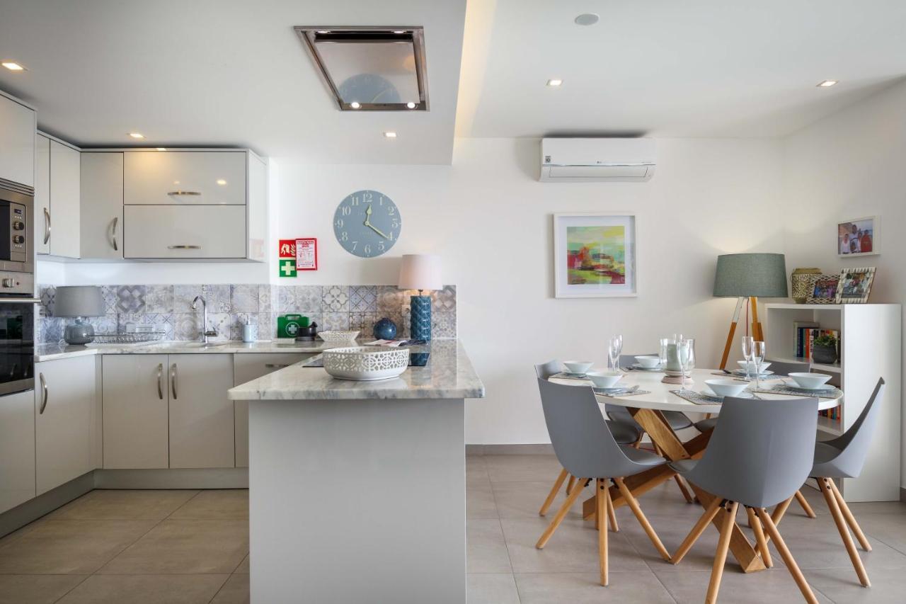 Waterside 3 Bedroom Sea View Praia Da Luz Luaran gambar